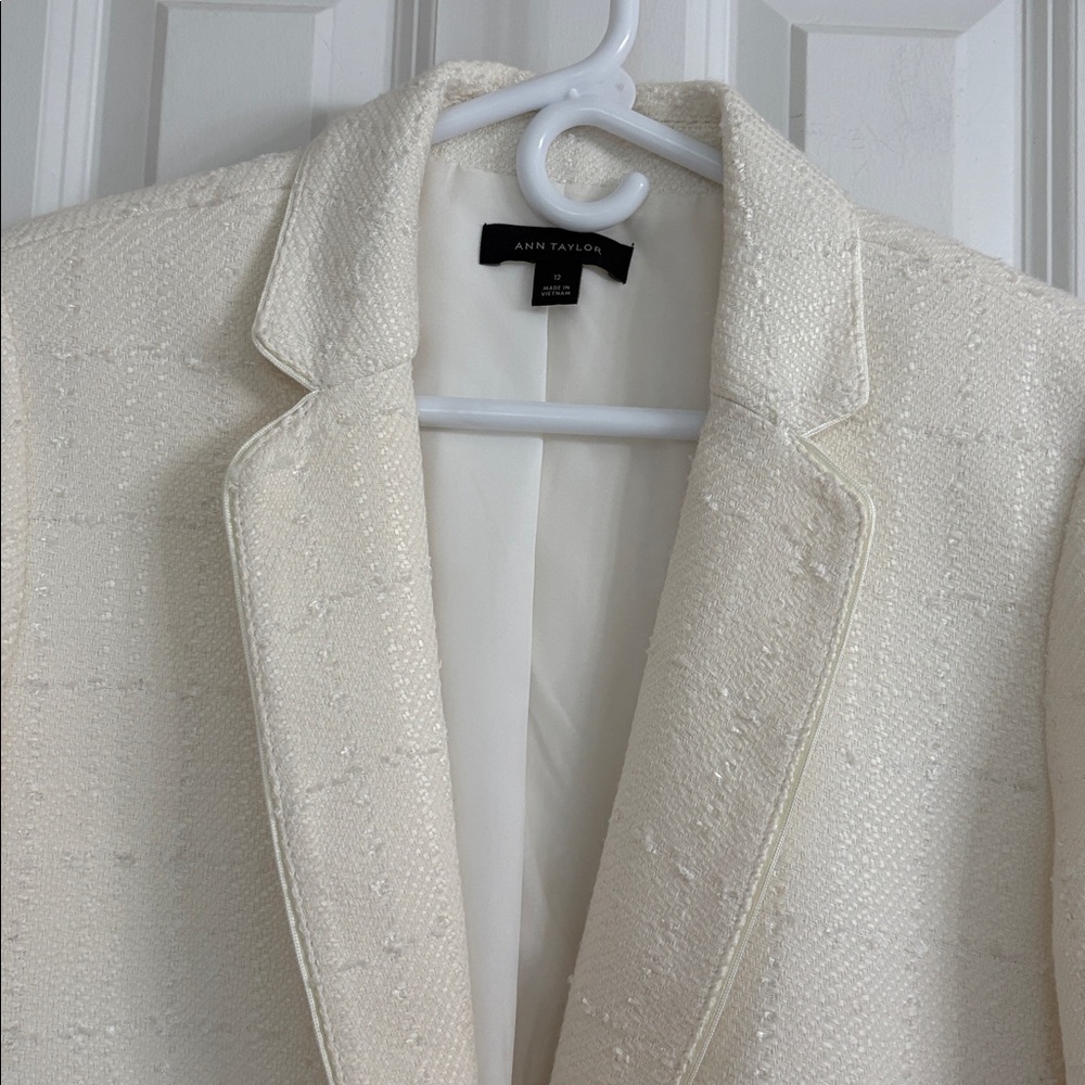 Ann Taylor Elegant Hutton Textured Ivory Blazer - Picture 3 of 13